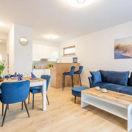 Platan 5 Mit Terrasse Am Appartement Świnoujście